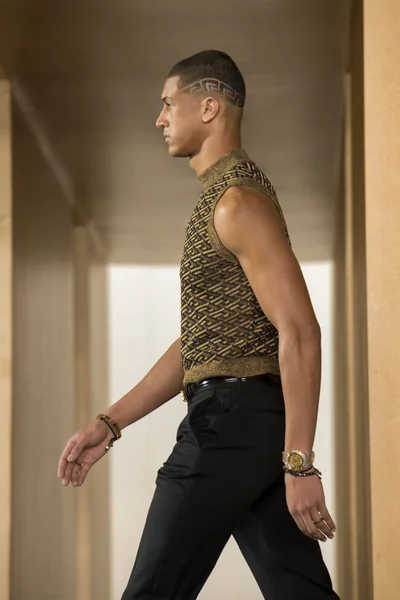 Look 52